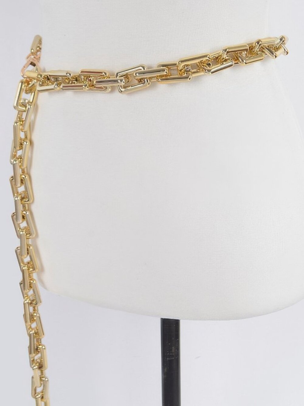 Link Chain Belt - Picture 2 of 4